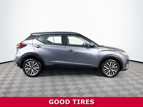 Used 2023 Nissan Kicks SV image 29