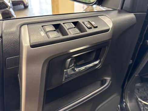 Used 2023 Toyota 4Runner SR5 image 26