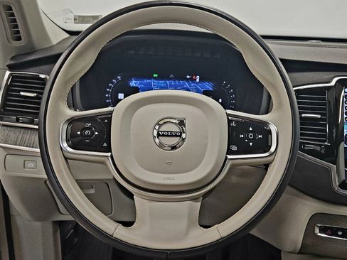 Used 2023 Volvo XC90 B5 Plus AWD/4WD image 42