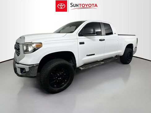 Used 2020 Toyota Tundra SR5 w/ SR5 Upgrade Package RWD image 9