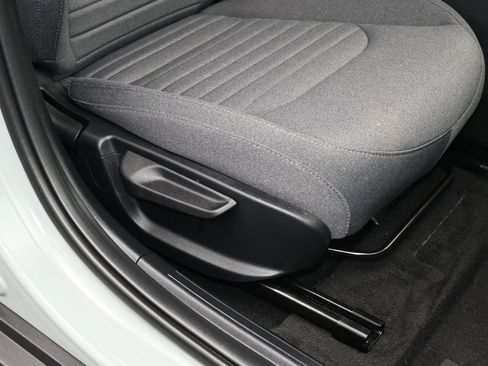 Used 2025 Kia K4 EX image 43