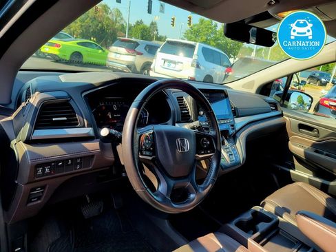 Used 2018 Honda Odyssey Touring image 6