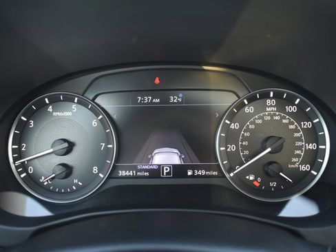 Used 2024 INFINITI QX50 Luxe image 23