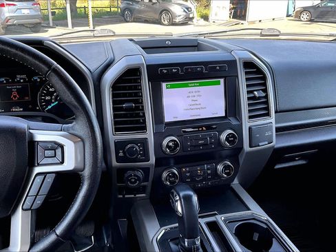 Used 2020 Ford F150 Lariat w/ Equipment Group 502A Luxury image 6