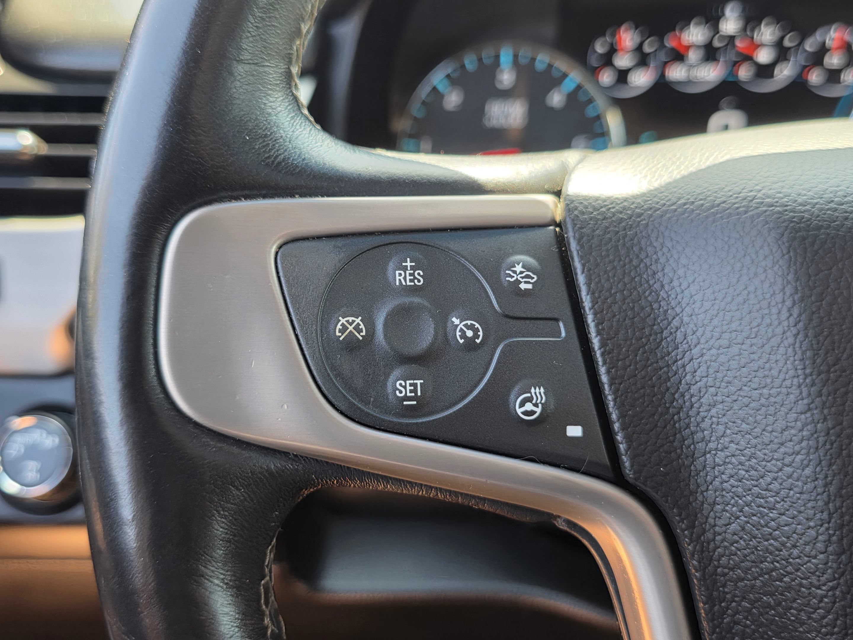 Used 2017 GMC Yukon Denali AWD/4WD image 35