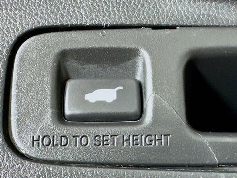 Used 2024 Honda CR-V Touring image 13