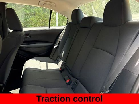 Used 2025 Toyota Corolla LE FWD image 21