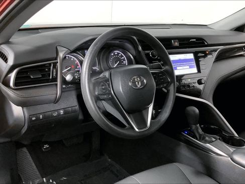 Used 2019 Toyota Camry LE image 16