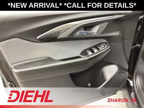 Used 2022 Chevrolet TrailBlazer LT AWD/4WD image 19