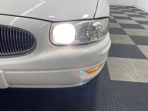 Used 2002 Buick Le Sabre Custom w/ Luxury Pkg FWD image 24