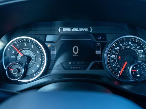 Used 2024 RAM 1500 Big Horn image 11