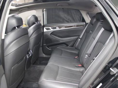 Used 2015 Hyundai Genesis 3.8 w/ Option Group 03 image 22