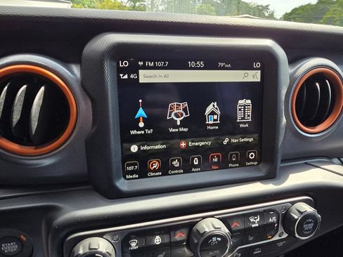 Used 2023 Jeep Gladiator Mojave w/ Cold Weather Group AWD/4WD image 18