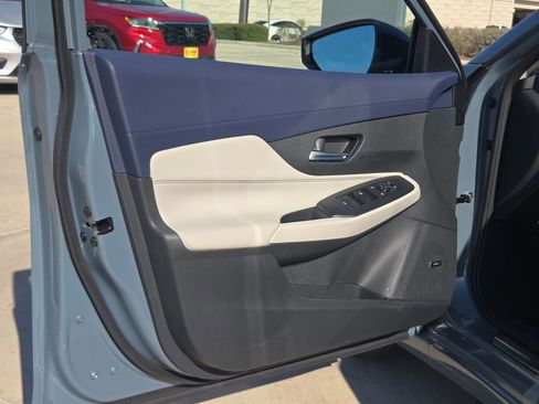 New 2026 Nissan Sentra SL w/ Floor Mat Package FWD image 11