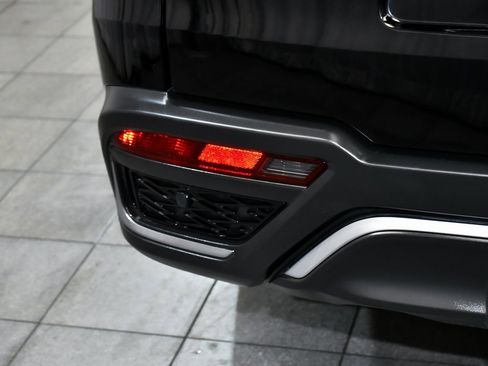 Used 2024 Lexus LX 600 F Sport image 99