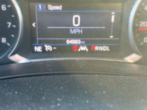 Used 2020 Chevrolet Equinox LT image 11