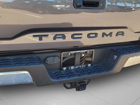 Used 2021 Toyota Tacoma SR5 image 25