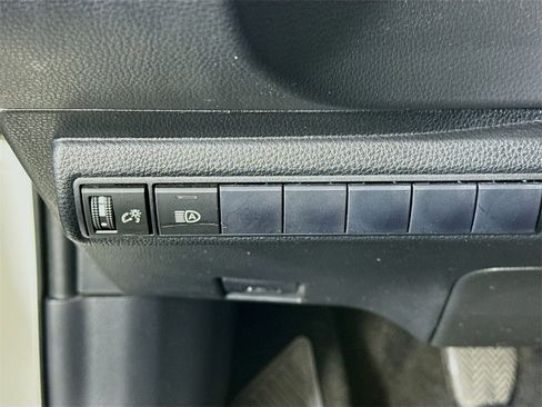 Used 2019 Toyota Corolla XSE image 18