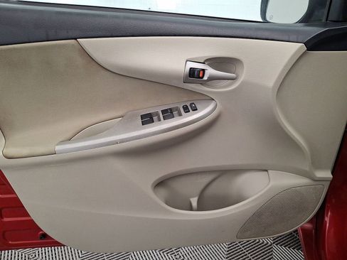 Used 2012 Toyota Corolla LE image 10