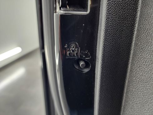 Used 2022 Chevrolet Silverado 3500 High Country image 43