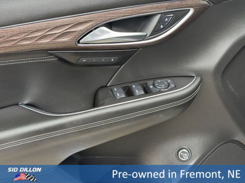 Certified 2021 Buick Envision Avenir w/ Technology Package II AWD/4WD image 14