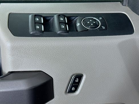 Used 2019 Ford F350 XLT image 21