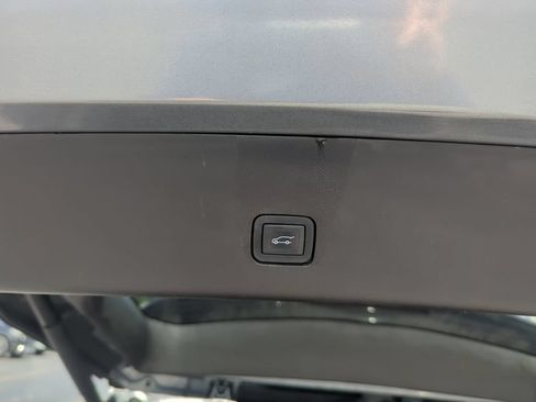 Certified 2019 Chevrolet Traverse LT w/ LPO, Floor Liner Package AWD/4WD image 18