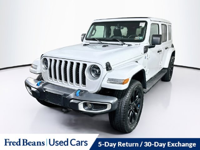 Used 2022 Jeep Wrangler Unlimited Sahara w/ Cold Weather Group AWD/4WD image 3