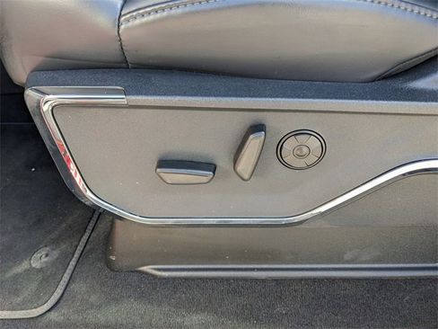 Used 2025 Ford F450 Platinum image 22