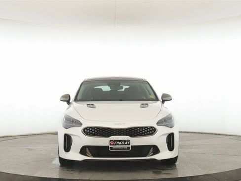 Used 2022 Kia Stinger GT2 image 12