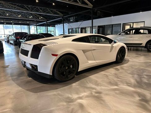 Used 2008 Lamborghini Gallardo AWD/4WD image 3