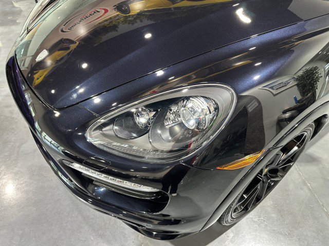 Used 2014 Porsche Cayenne GTS AWD/4WD image 15