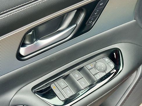 New 2025 Nissan Murano SL w/ Cargo Package image 18