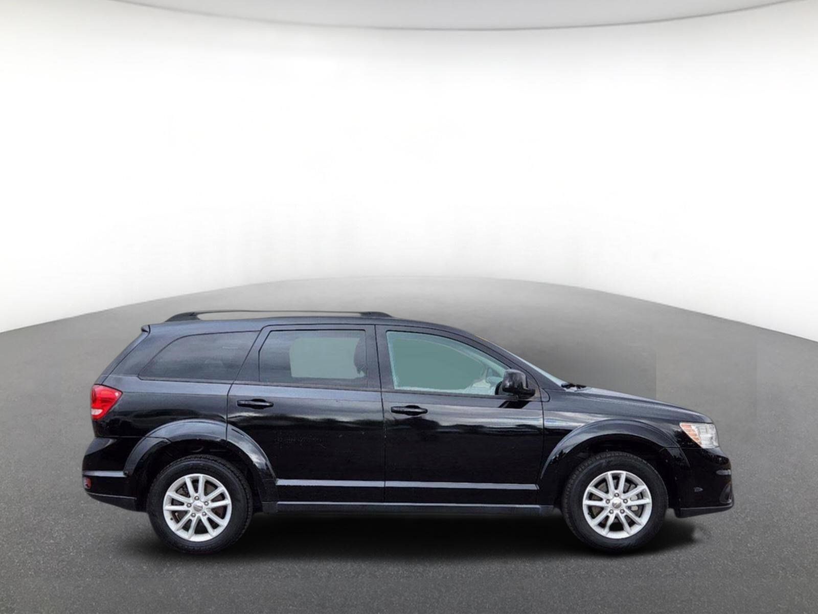 Used 2016 Dodge Journey SXT AWD/4WD image 2