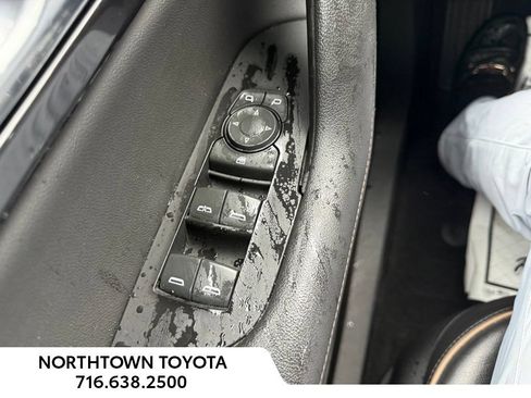 Used 2020 Chevrolet Blazer Premier AWD/4WD image 19