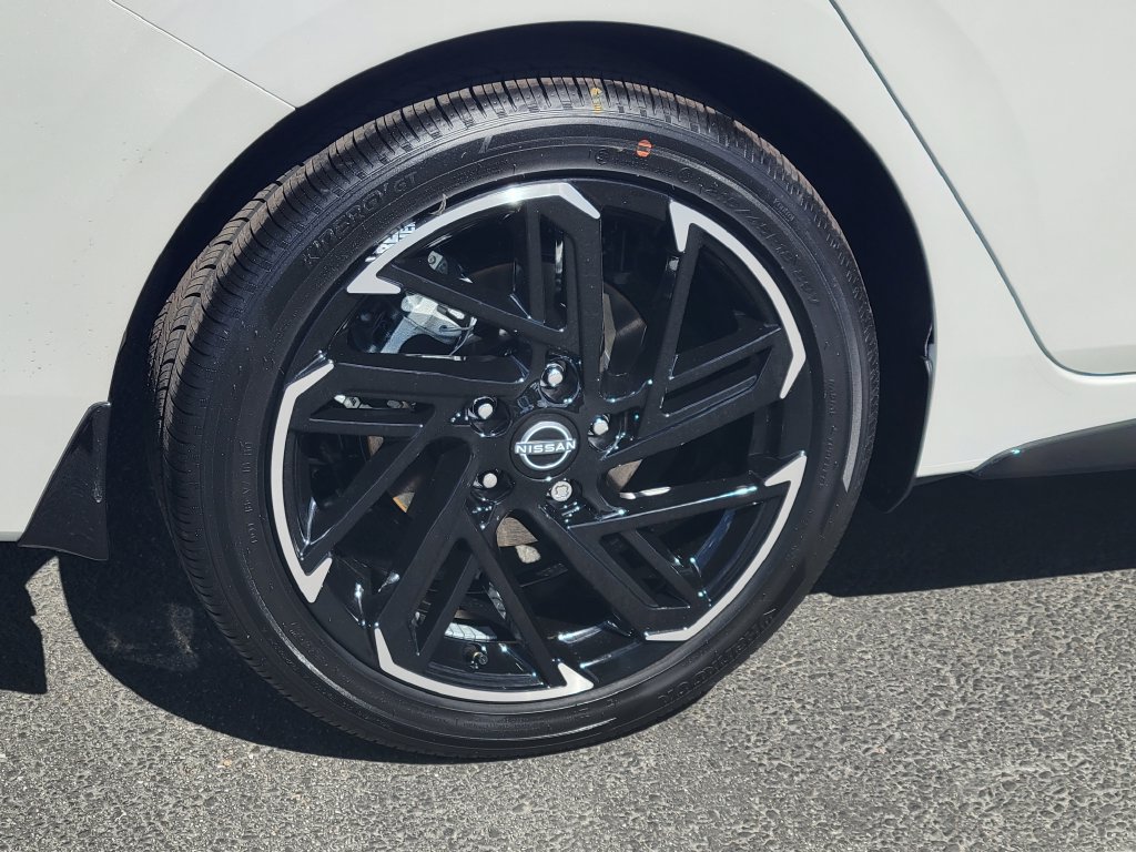 New 2026 Nissan Altima 2.5 SV FWD image 3