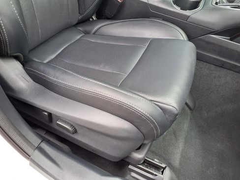 Used 2025 Subaru Outback Limited AWD/4WD image 19