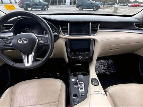 Used 2022 INFINITI QX50 Sensory image 7