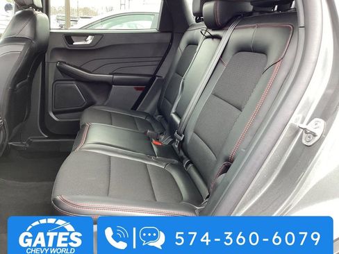 Used 2025 Ford Escape ST-Line image 13