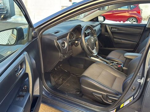 Used 2019 Toyota Corolla SE w/ SE Premium Package image 23