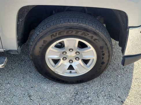 Used 2018 Chevrolet Silverado 1500 LT RWD image 7