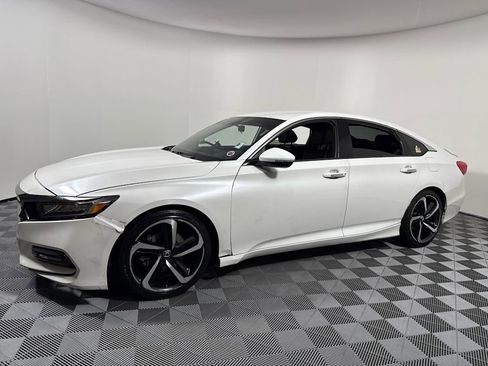 Used 2019 Honda Accord Sport image 8