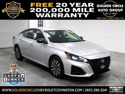 Used 2024 Nissan Altima 2.5 SV image 1