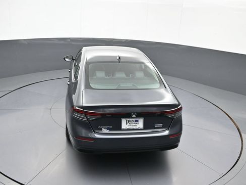 Used 2025 Honda Accord Touring image 38