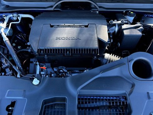 New 2025 Honda Pilot Touring image 26