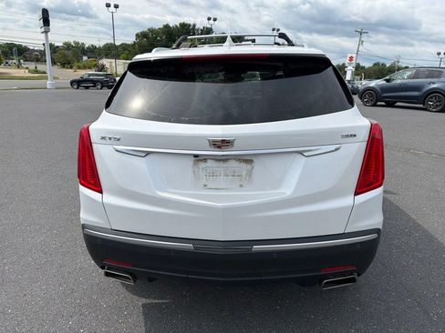 Used 2018 Cadillac XT5 Luxury w/ Driver Awareness Package FWD image 4