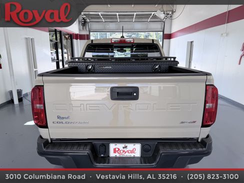 Used 2022 Chevrolet Colorado ZR2 AWD/4WD image 5