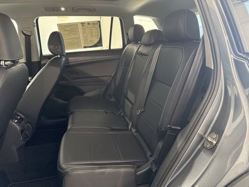 Used 2021 Volkswagen Tiguan SEL image 20