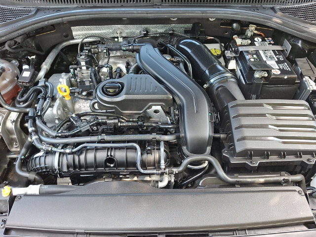 Used 2023 Volkswagen Jetta SE FWD image 32
