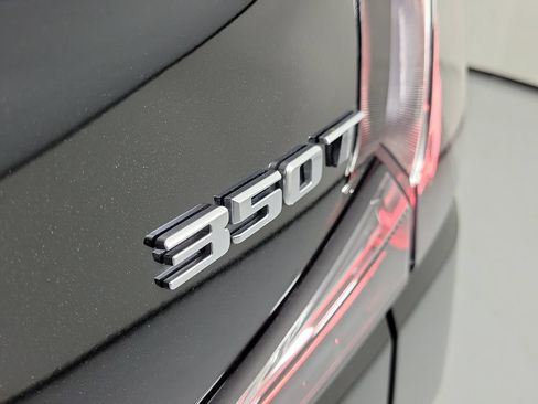 Certified 2022 Cadillac XT4 Sport FWD image 6